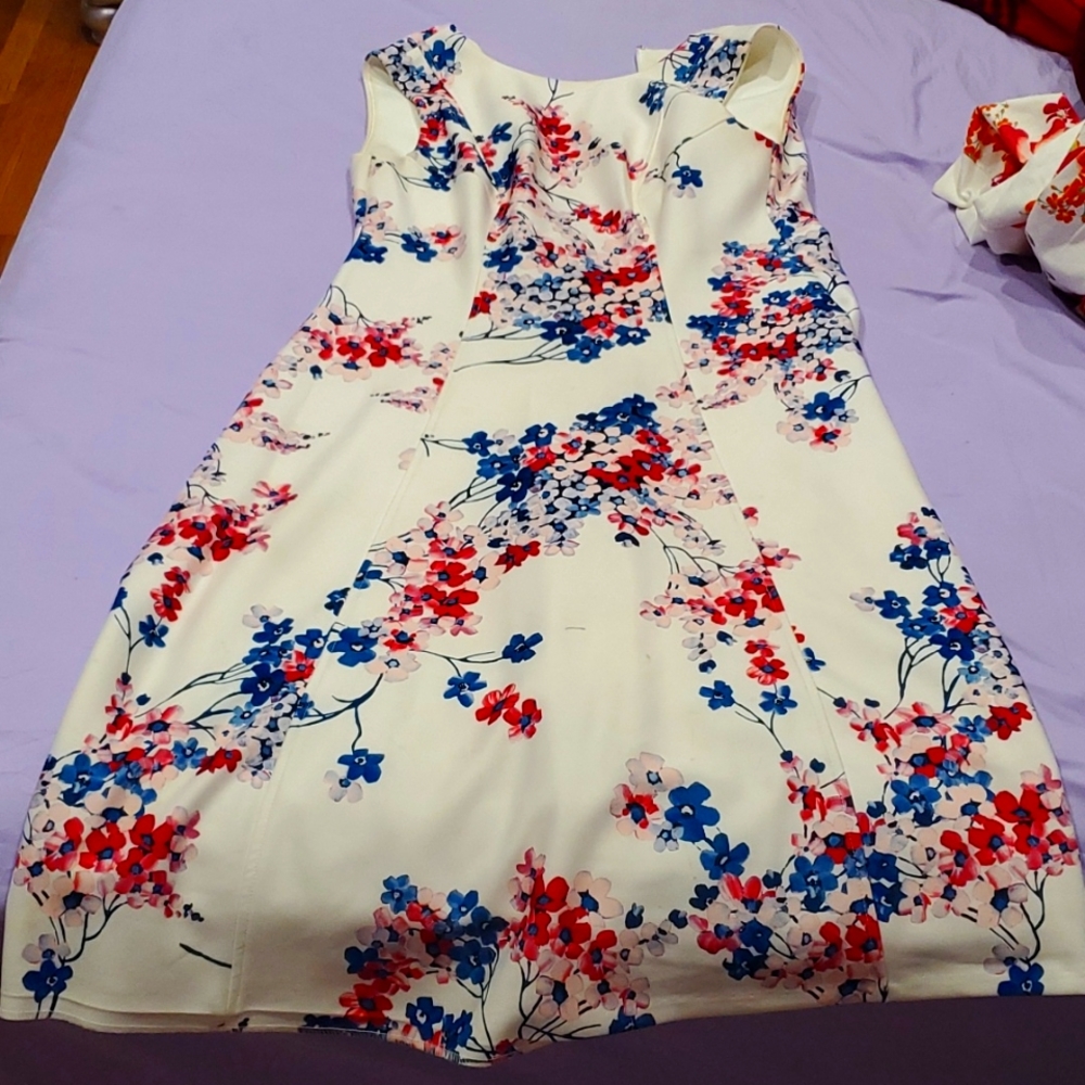 Beautiful floral dress!!!!